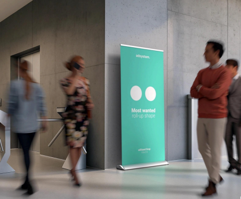 El roll up publicitario en ferias: una solución práctica, flexible y eficaz